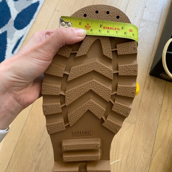 Limited Edition 🇫🇷 Palladium Sneakers  11US NEW - Picture 15 of 17